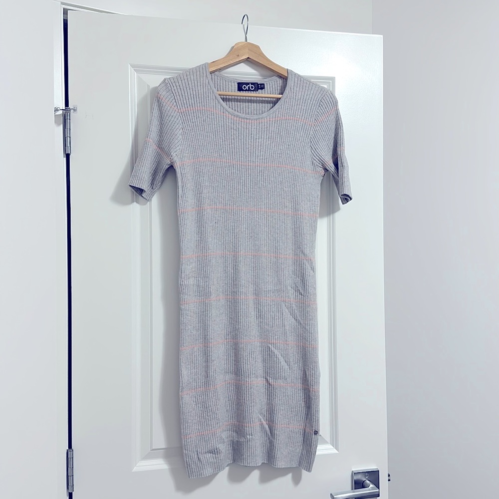 LIKE NEW ORB TSHIRT KNIT DRESS